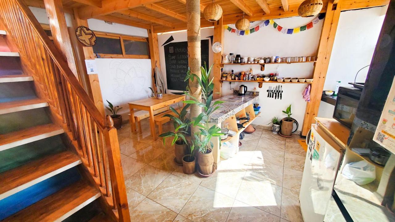 Хостел Kekai Surf House Тагазут Экстерьер фото